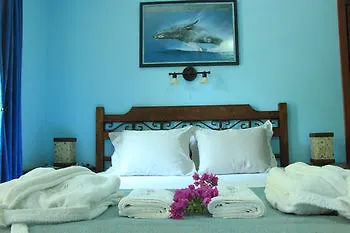 Global Sailing Hotel