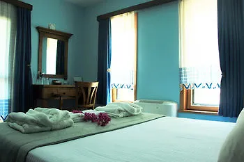 Global Sailing * マルマリス