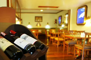 Global Sailing Ξενοδοχείο